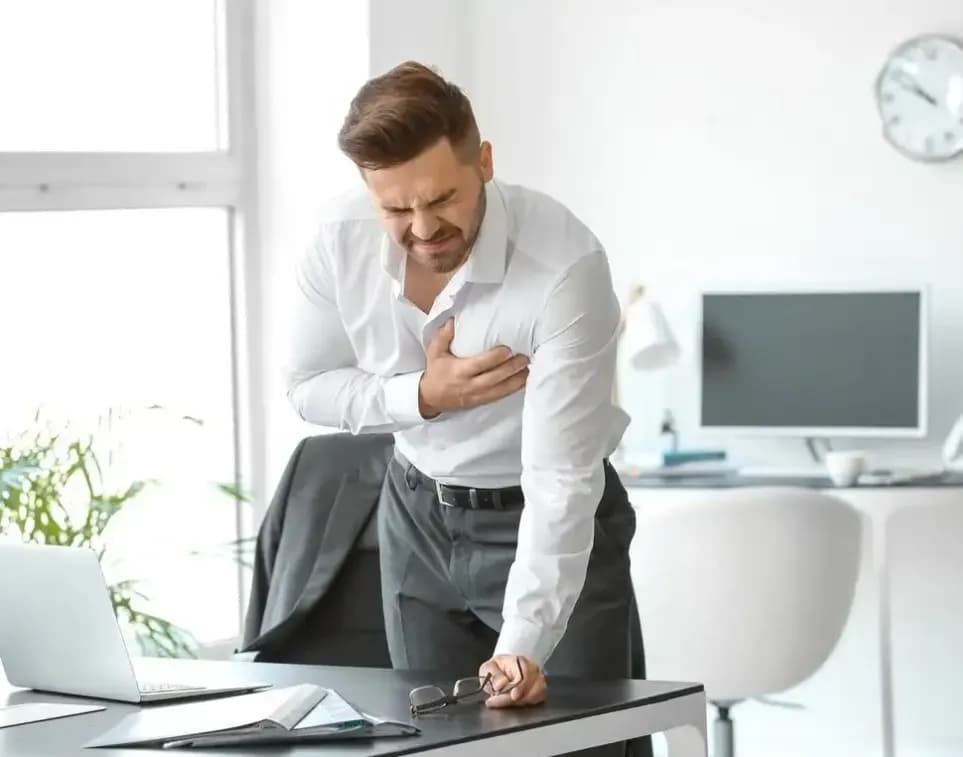 Defibrillator Notfalltraining für Mitarbeiter in ganz Deutschland